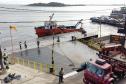 Ferry boat de Guaratuba opera normalmente após troca de ponte flutuante Foto: DER-PR