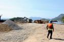 Obra da Ponte de Guaratuba-Matinhos recebe nova balsa de apoio marítimo  Foto: Rodrigo Félix Leal/SEILPR