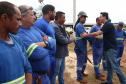 Governador, Ratinho Júnior, com os trabalhadores da obra