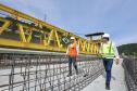 Secretario de Infraestrutura, Sandro Alex, nas obras da Ponte de Guaratuba