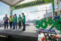 pessoas em cima do palco
