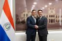 Ratinho Junior e presidente do Paraguai posando para a foto