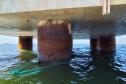 uma das vigas na Ponte de Guaratuba