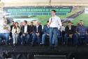 Pessoas na inauguração da nova pista do aeroporto de Campo Mourão