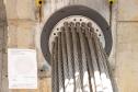 Instalação dos cabos de aço no trecho estaiado da Ponte de Guaratuba