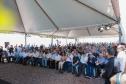 plateia da inauguração da pavimentação de rodovias de Nova Aurora, Tupãssi e Cafelândia