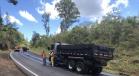 Rodovia de Pinhão recebe serviços de conservação do pavimento do DER/PR