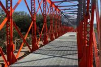 Ponte entre Lapa e Campo do Tenente deve ter tráfego de veículos liberado em 30 dias Foto: DER-PR