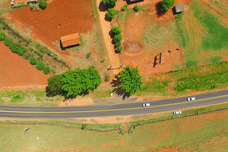 Melhorias acontecerão em mais de 140 quilômetros na PR-317 e PR-463. Empresas interessadas em participar têm até o dia 18 de setembro para se manifestar.