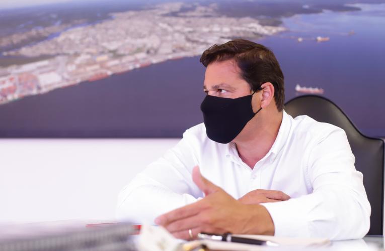 secretário Sandro Alex