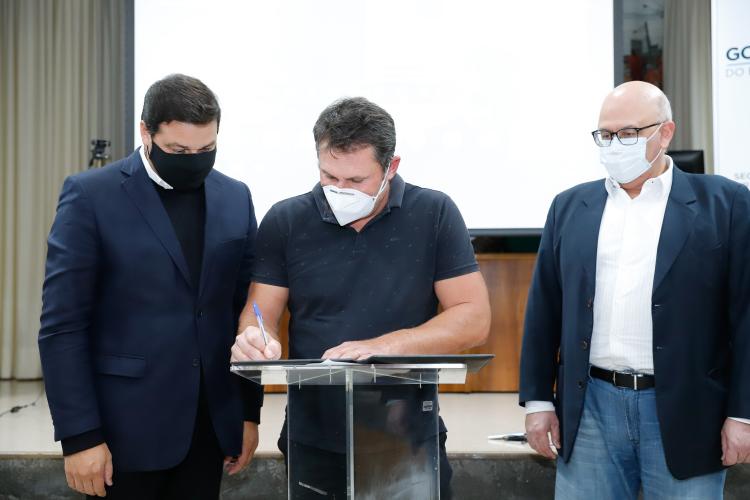 Foi realizado nesta terça-feira (15) o primeiro encontro de uma agenda de reuniões do Grupo de Trabalho do Plano Estadual Ferroviário com prefeitos dos municípios abrangidos pelo projeto da Nova Ferroeste. Foto: Rodrigo Félix Leal / INFRA