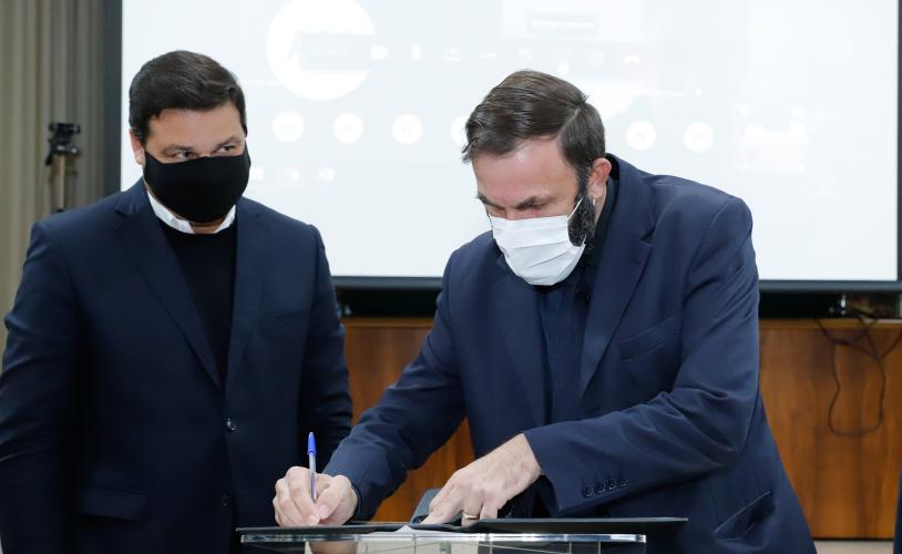 Foi realizado nesta terça-feira (15) o primeiro encontro de uma agenda de reuniões do Grupo de Trabalho do Plano Estadual Ferroviário com prefeitos dos municípios abrangidos pelo projeto da Nova Ferroeste. Foto: Rodrigo Félix Leal / INFRA