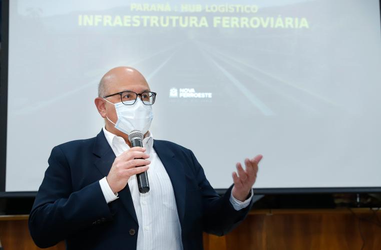 Foi realizado nesta terça-feira (15) o primeiro encontro de uma agenda de reuniões do Grupo de Trabalho do Plano Estadual Ferroviário com prefeitos dos municípios abrangidos pelo projeto da Nova Ferroeste. Foto: Rodrigo Félix Leal / INFRA