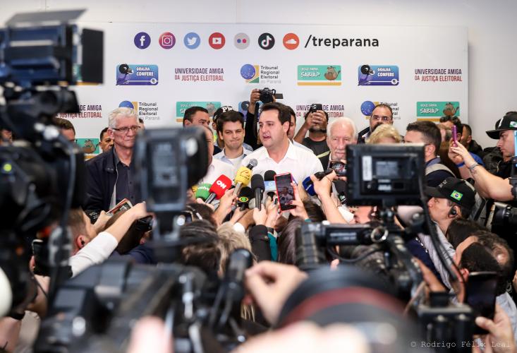 Ratinho Junior é reeleito com 69,6% dos votos e apoio de mais de 4 milhões de paranaenses Foto: Rodrigo Félix Leal / SEIL
