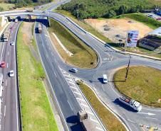 Nova interseção do Jardim Guarany, no km 104 da BR-277, em Campo Largo Foto: Rodrigo Félix Leal / InfraPR