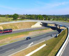Nova interseção do Jardim Guarany, no km 104 da BR-277, em Campo Largo Foto: Rodrigo Félix Leal / InfraPR