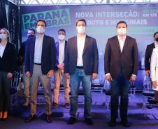 O governador Carlos Massa Ratinho Junior e o Secretário da Infraestrutura, Sandro Alex acompanhados do diretor-geral do DER, Fernando Furiatti inauguraram nesta terça-feira (10) o Viaduto do Sabará, no quilômetro 173 da rodovia BR-373, em Ponta Grossa, nos Campos Gerais. Foto: Rodrigo Félix Leal / InfraPR 