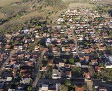 Governador Carlos Massa Ratinho Junior anuncia investimentos em Jacarezinho - bairro panorama Foto Gilson Abreu/AEN