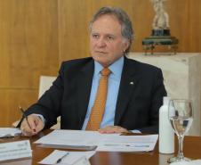 Governador Carlos Massa Ratinho Junior em reunião com o diretor-geral brasileiro da Itaipu Binacional, Almirante Anatalício Risden ( foto) - Curitiba, 18/04/2022 Foto: Ari Dias/AEN