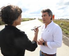 O governador Carlos Massa Ratinho Junior vistoriou nesta quinta-feira (28) uma das obras mais aguardadas da região Sudoeste: a revitalização do trecho da PRC-280 que vai de Palmas ao Trevo Novo Horizonte, em General Carneiro Foto: Ari Dias/AEN