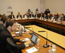 Governador Carlos Massa Ratinho Junior durante reunião técnica com o ministro da Infraestrutura, Marcelo Sampaio, no Palácio Iguaçu -  Foto: Ari Dias/AEN