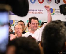 Ratinho Junior é reeleito com 69,6% dos votos e apoio de mais de 4 milhões de paranaenses Foto: Rodrigo Félix Leal / SEIL