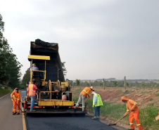 Governo executa reparos em 35 quilômetros de rodovia entre Cianorte e Araruna -  Foto: DER/PARANÁ