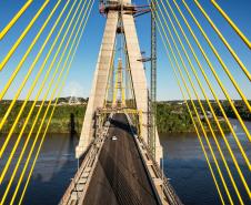 Nova ponte Brasil-Paraguai, em Foz do Iguaçu, está quase finalizada. Foto: Rodrigo Félix Leal / SEIL