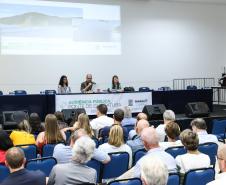 Em audiência pública, Governo debate com população obras da Ponte de Guaratuba - Foto: Rodrigo Félix Leal/SEIL