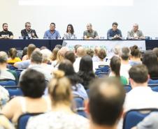 Em audiência pública, Governo debate com população obras da Ponte de Guaratuba - Foto: Rodrigo Félix Leal/SEIL