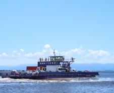 Ferry boat de Guaratuba opera sem longas filas após desbloqueio de rodovia federal - Foto: Rodrigo Félix Leal / SEIL