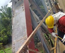 Reforma de ponte metálica em Morretes atinge quase 50% de execução - Foto: DER