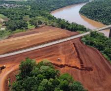 Com estrutura finalizada, Ponte da Integração Brasil-Paraguai atinge 96,6% de conclusão - Foto: DER