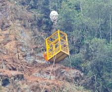 DER/PR avança em nova etapa da recuperação da encosta da BR-277 no Litoral - Foto: DER