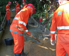 Obra de recuperação da BR-277 no Litoral entra na fase de contenção definitiva  Foto: DER