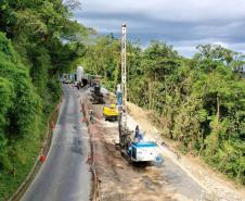 Estrada da Graciosa - obras de recuperação da Estrada da Graciosa, depois dos desmoronamentos causados pelas chuvas Foto: Albari Rosa/AEN