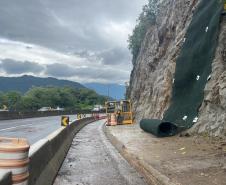 DER/PR chega à fase final das obras no km 41 da BR-277, no Litoral Foto: DER