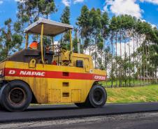 DER/PR assina contrato de R$ 40,5 milhões para conservação de rodovias no Norte e Vale do Ivaí Foto: DER