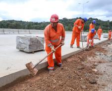 Obra na Rodovia dos Minérios tem avanços na construção de viadutos e pontes Foto: Rodrigo Félix Leal/SEIL-PR