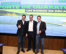 O Governador Carlos Massa Ratinho Junior anunciou a emissão da licença ambiental prévia para a construção da Ponte de Guaratuba, no Litoral do Paraná.  Foto: Rodrigo Félix Leal / Seil