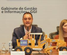 07-02-2023 - O governador Carlos Massa Ratinho Junior anunciou um pacote bilionário de investimentos em infraestrutura em diversas regiões do Paraná. As obras, que serão licitadas neste ano e iniciam até 2024, alcançam aporte de R$ 3,4 bilhões.  Foto: Roberto Dziura Jr/AEN