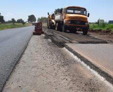 Novas terceiras faixas na PR-323, na região Noroeste, estão quase concluídas Foto: DER