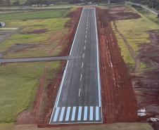 Ampliação da pista do aeroporto de Arapongas chega a 90% de execução Foto: DER