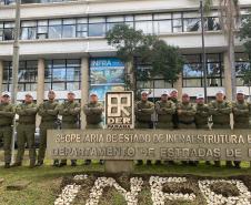 158 agentes de trânsito recebem certificação para fiscalizarem rodovias estaduais  Foto: DER-PR