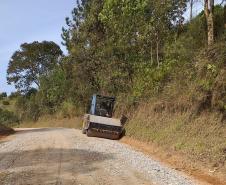 Vias rurais do Vale do Ribeira tem conservação garantida até 2025 Foto: DER-PR
