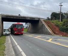 Viaduto Newton Laporte em Curitiba Foto: DER