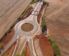 Nova passarela de Bandeirantes, na região Norte, deve ser concluída ainda em julho Foto: DER