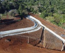 Perimetral Leste de Foz do Iguaçu tem primeiro segmento pavimentado - Pavimentação acesso ao Marcos das Três fronteiras Foto: DER-PR