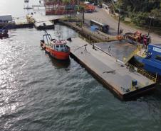 Ferry boat de Guaratuba opera normalmente após troca de ponte flutuante Foto: DER-PR