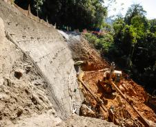 Obras na Graciosa avançam, e primeiros trechos podem ficar prontos este mês Foto: Rodrigo Félix Leal/SEIL